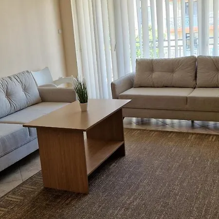 Kamelia Apartment
