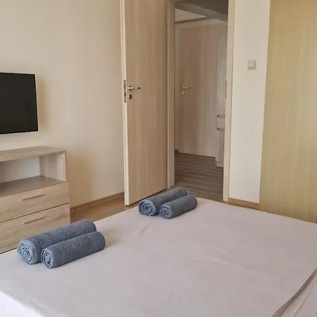 Kamelia Apartment *